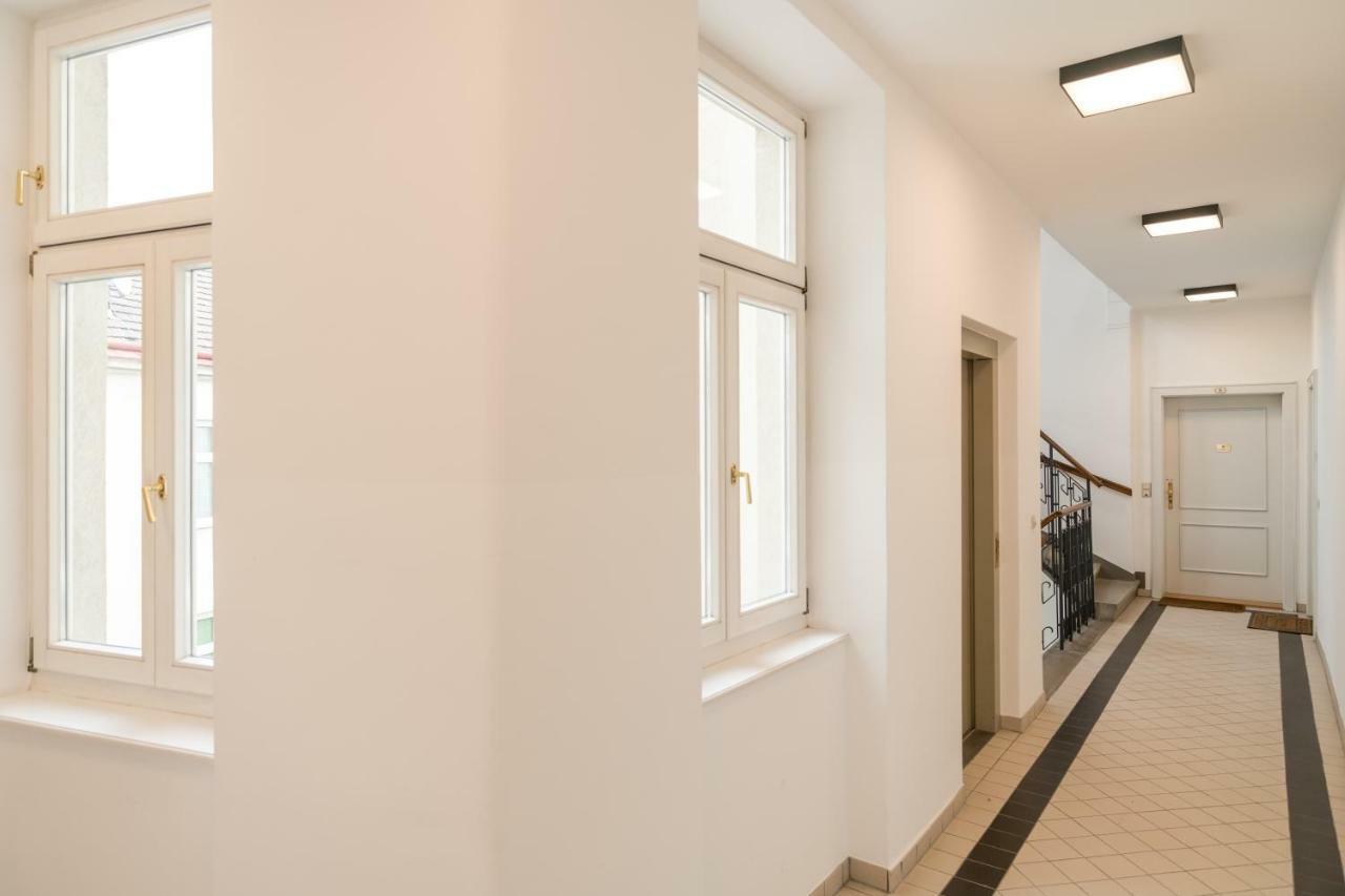 Stadlau Live Apartments ウィーン エクステリア 写真